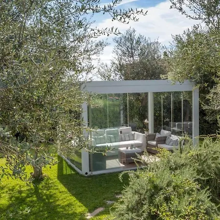 Luxury With Pool And Privacy Villa *