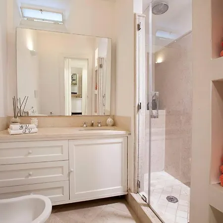 Luxury With Pool And Privacy