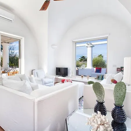 Villa Luxury With Pool And Privacy