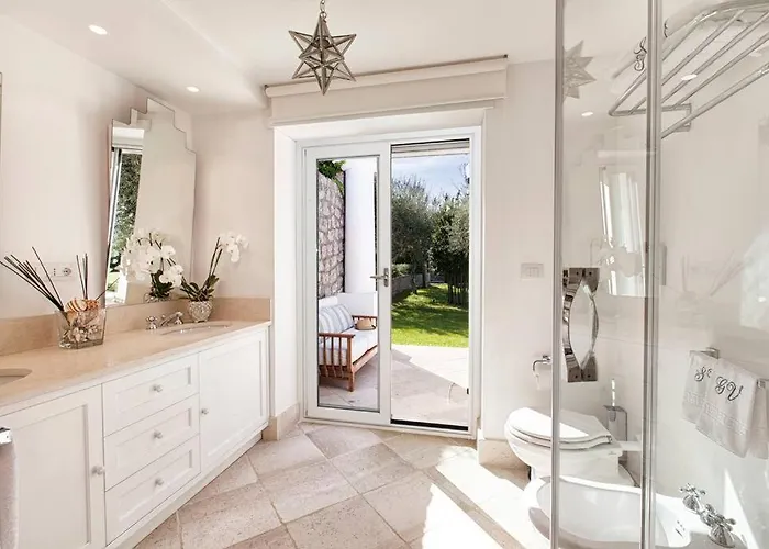 Villa Luxury With Pool And Privacy