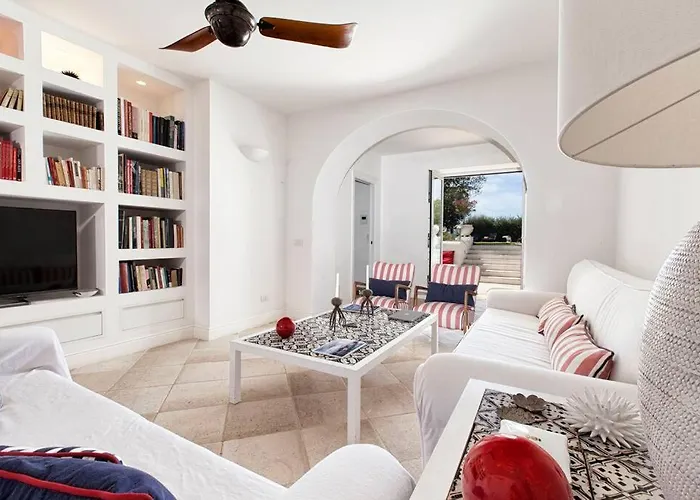 Luxury With Pool And Privacy