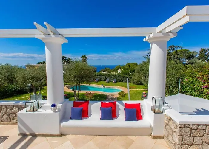 Luxury With Pool And Privacy Анакапри