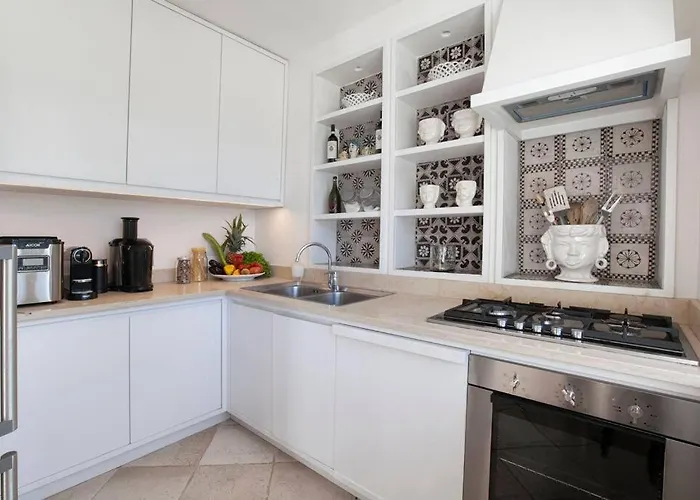 Luxury With Pool And Privacy Вилла *