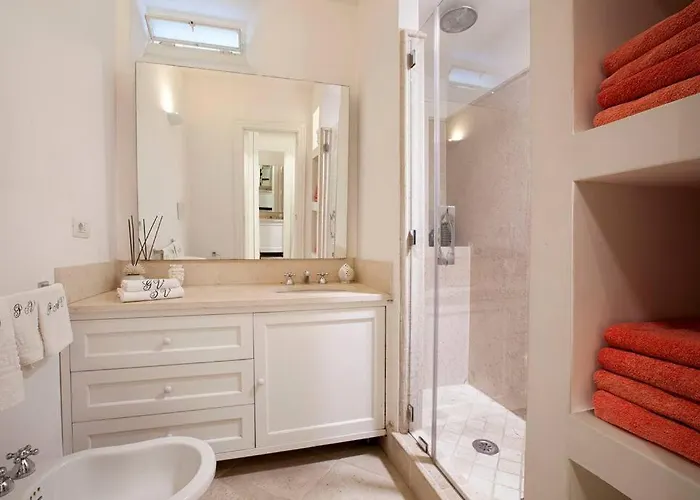 Luxury With Pool And Privacy